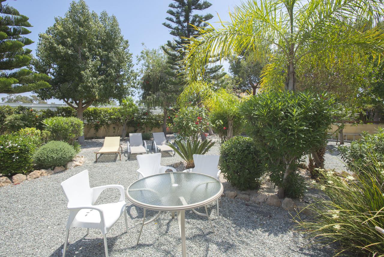 Nissi Maria Villa Ayia Napa Exterior photo